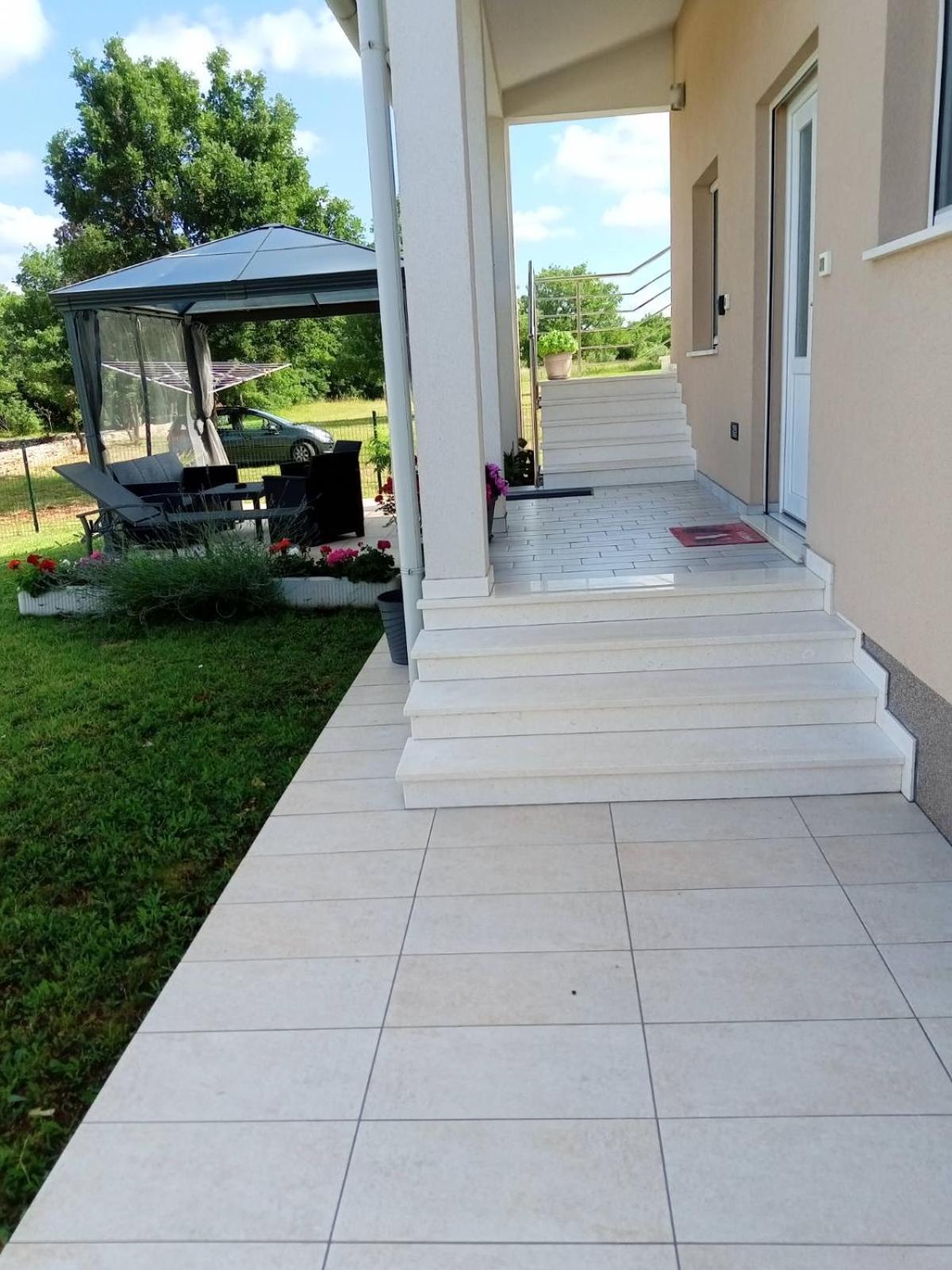 Apartmani Danica Vodnjan Ngoại thất bức ảnh