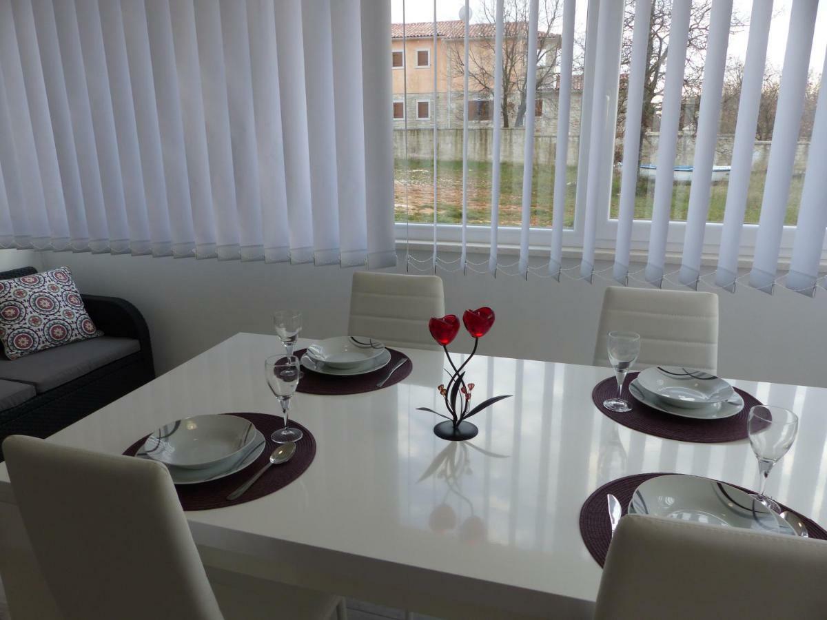Apartmani Danica Vodnjan Ngoại thất bức ảnh